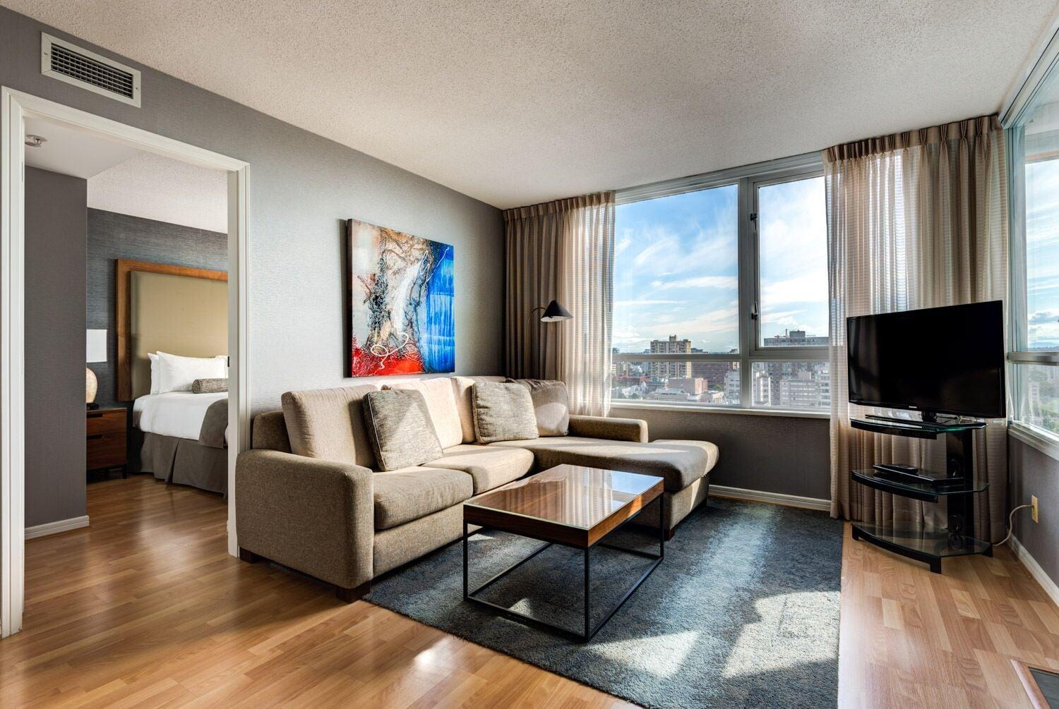 Carmana Hotel & Suites Vancouver Bagian luar foto