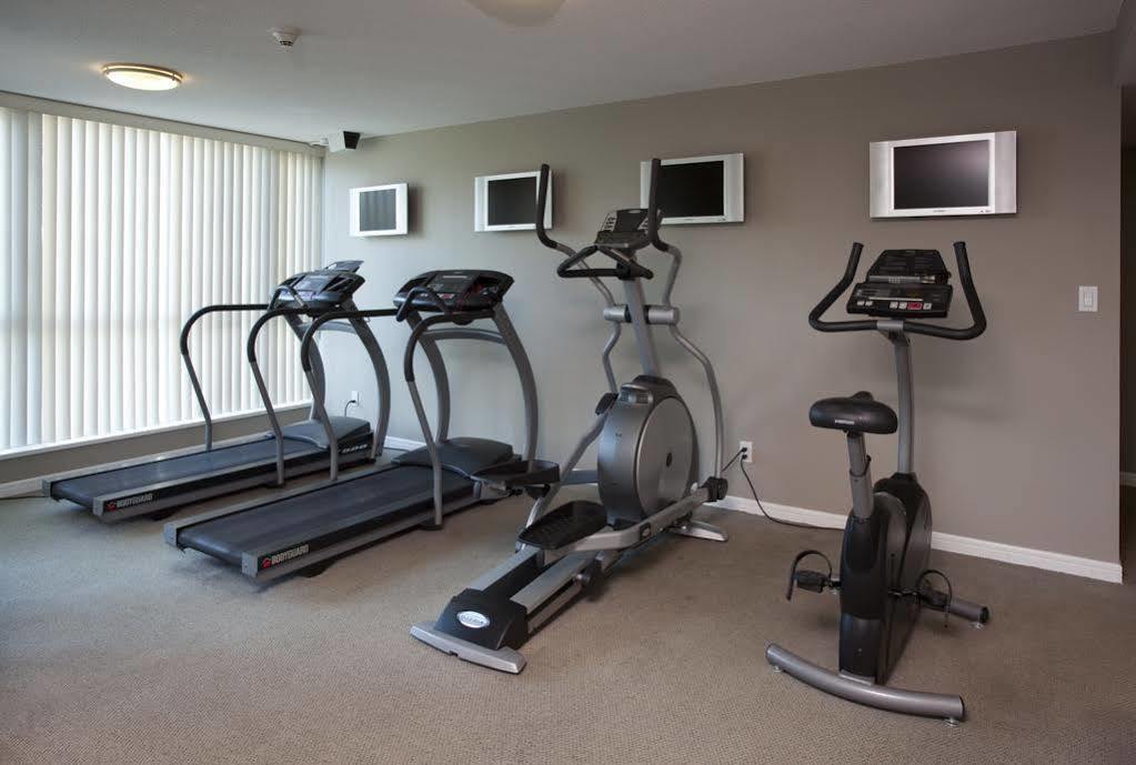 Carmana Hotel & Suites Vancouver Bagian luar foto